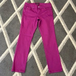 White House Black Market size 6R Blanc Slim Ankle Jeans